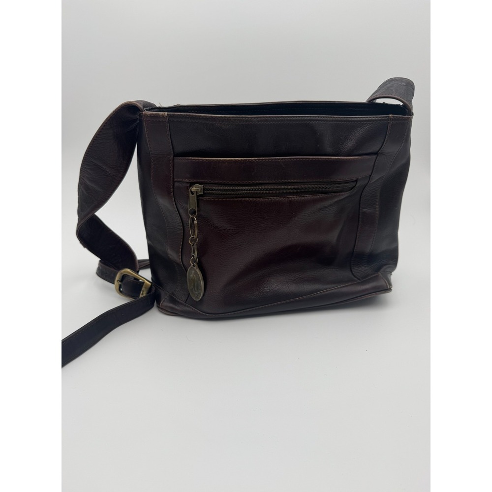 American Angel Women's Handbag Brown Leather Medallion‎ Charm Shoulder Bag - Picture 3 of 11